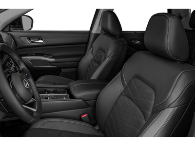 2024 Nissan Pathfinder Platinum FWD
