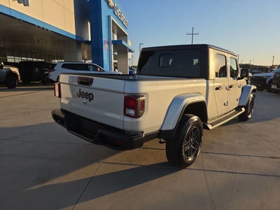 2024 Jeep Gladiator Sport S