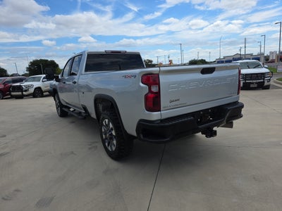 2022 Chevrolet Silverado Custom
