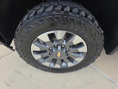 2022 Chevrolet Silverado Custom