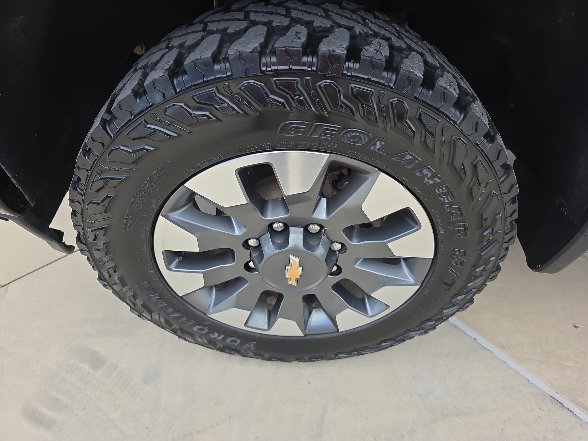 2022 Chevrolet Silverado Custom