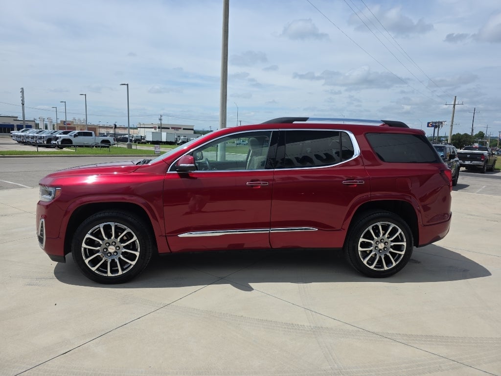 2023 GMC Acadia Denali