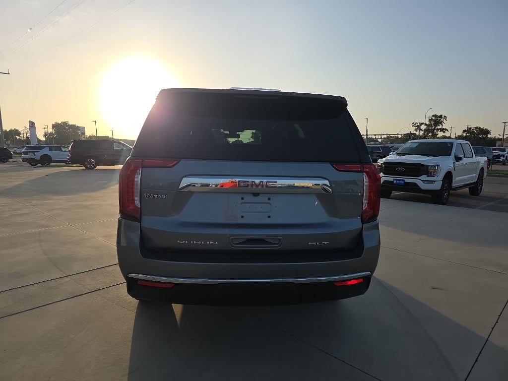 2022 GMC Yukon SLT