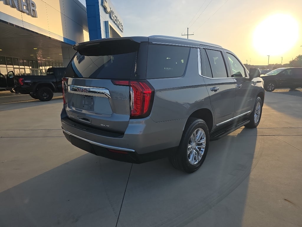 2022 GMC Yukon SLT