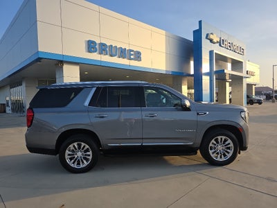 2022 GMC Yukon SLT
