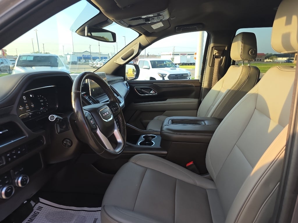 2022 GMC Yukon SLT