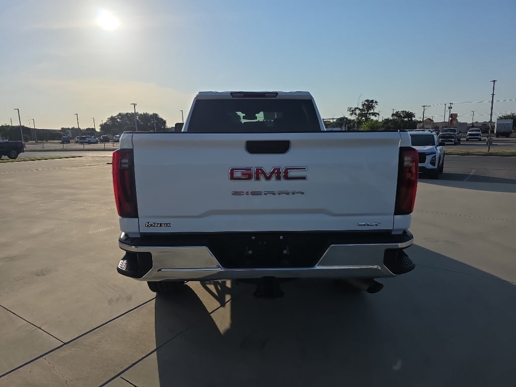 2026 GMC Sierra SLT