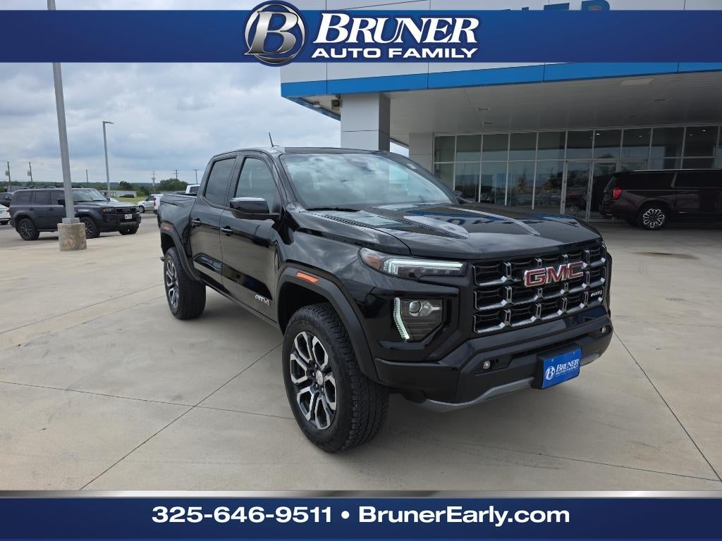 2023 GMC Canyon 4WD AT4