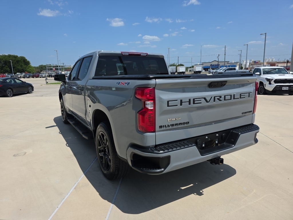 2024 Chevrolet Silverado Custom