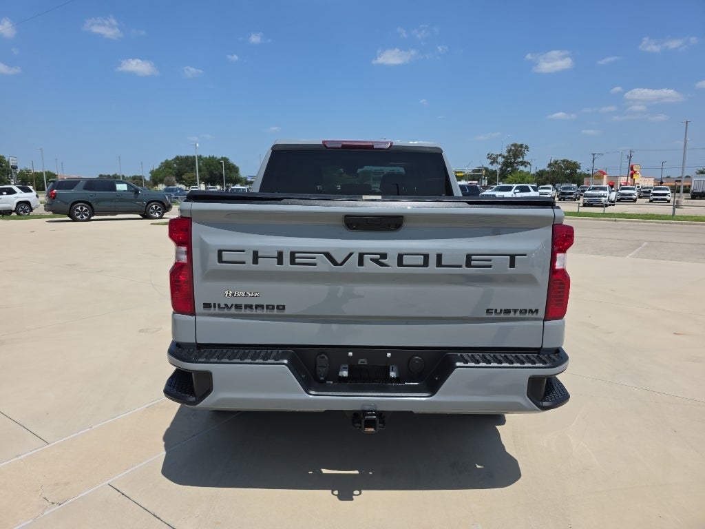 2024 Chevrolet Silverado Custom