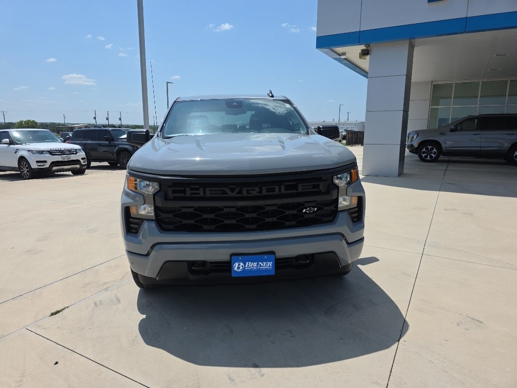 2024 Chevrolet Silverado Custom