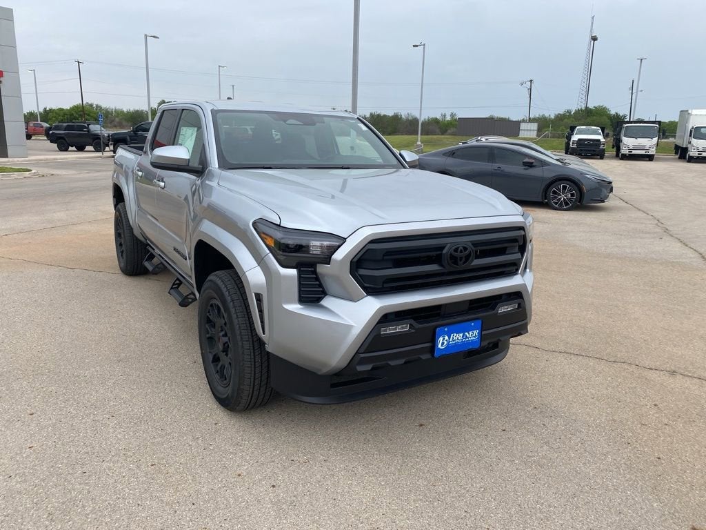 2025 Toyota Tacoma 2WD SR5