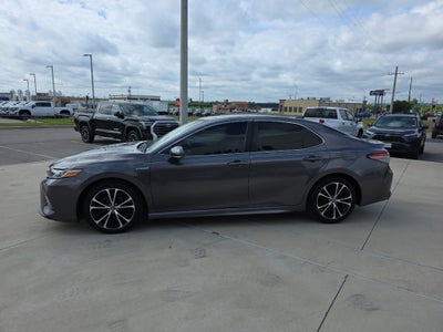 2019 Toyota Camry Hybrid SE