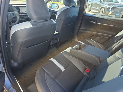 2025 Toyota Camry Hybrid SE