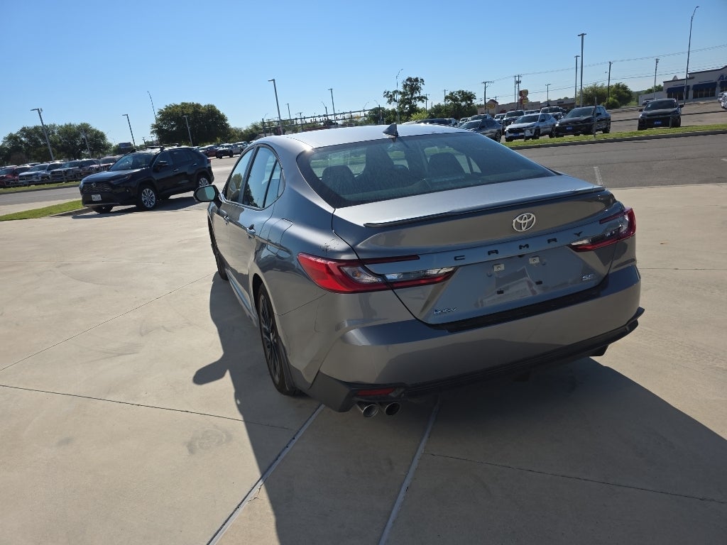 2025 Toyota Camry Hybrid SE