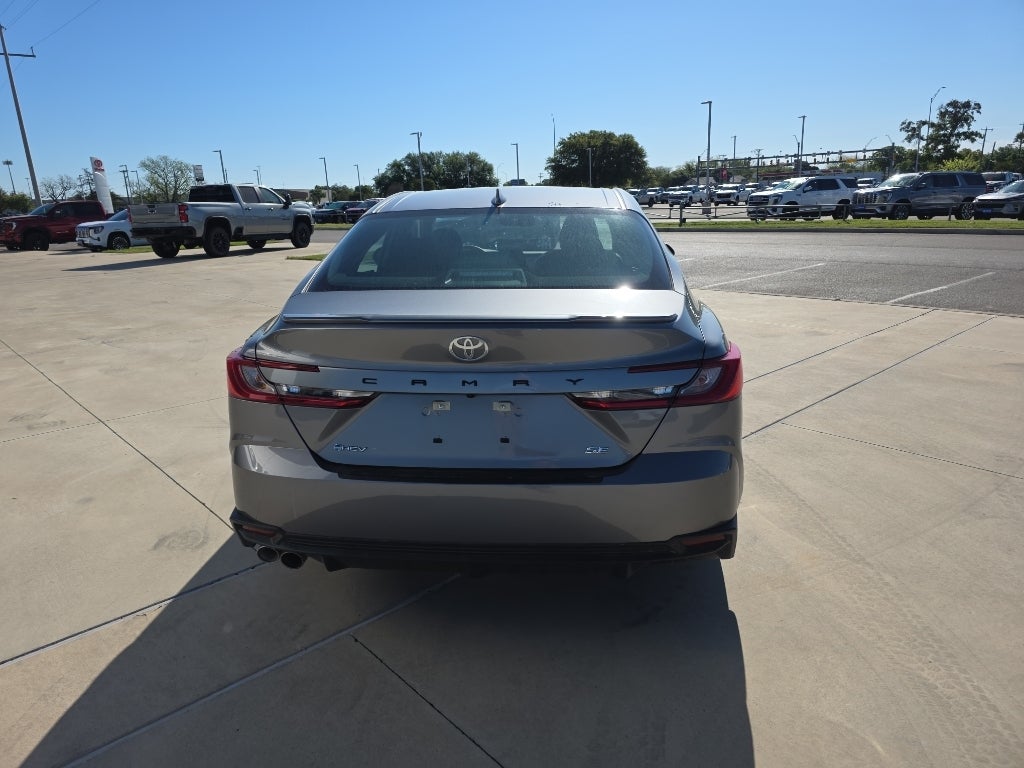 2025 Toyota Camry Hybrid SE