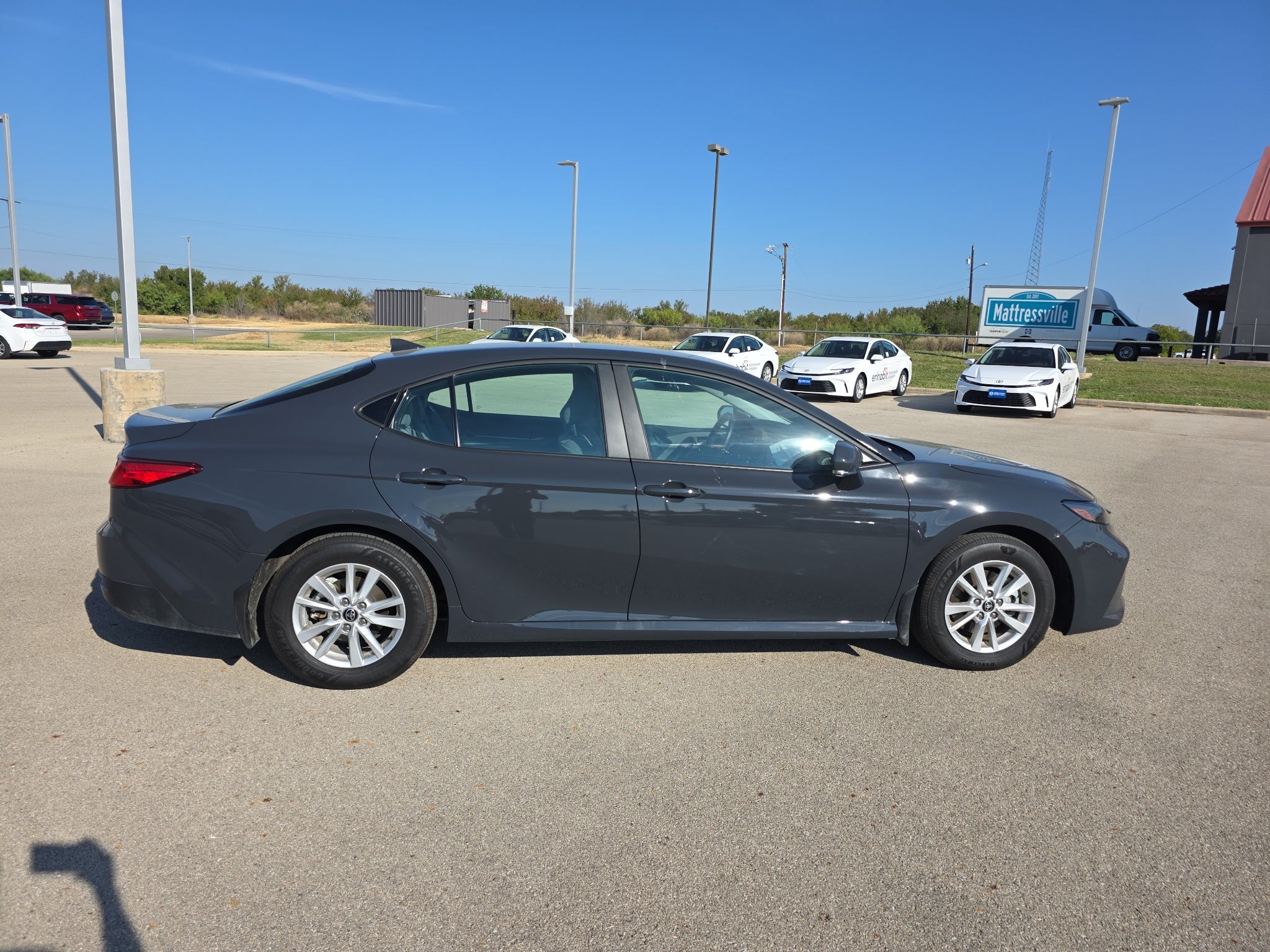2025 Toyota Camry Hybrid LE