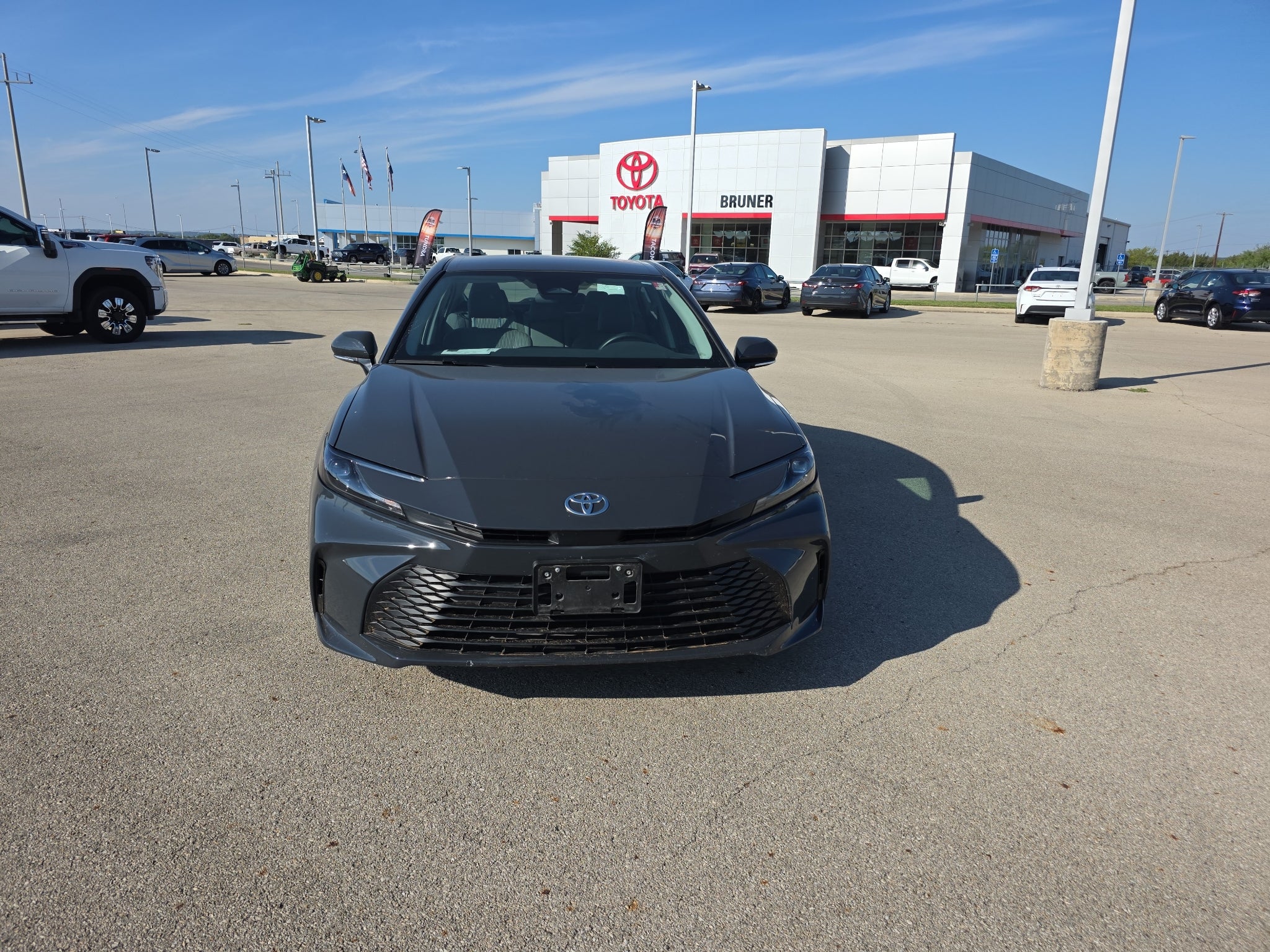 2025 Toyota Camry Hybrid LE