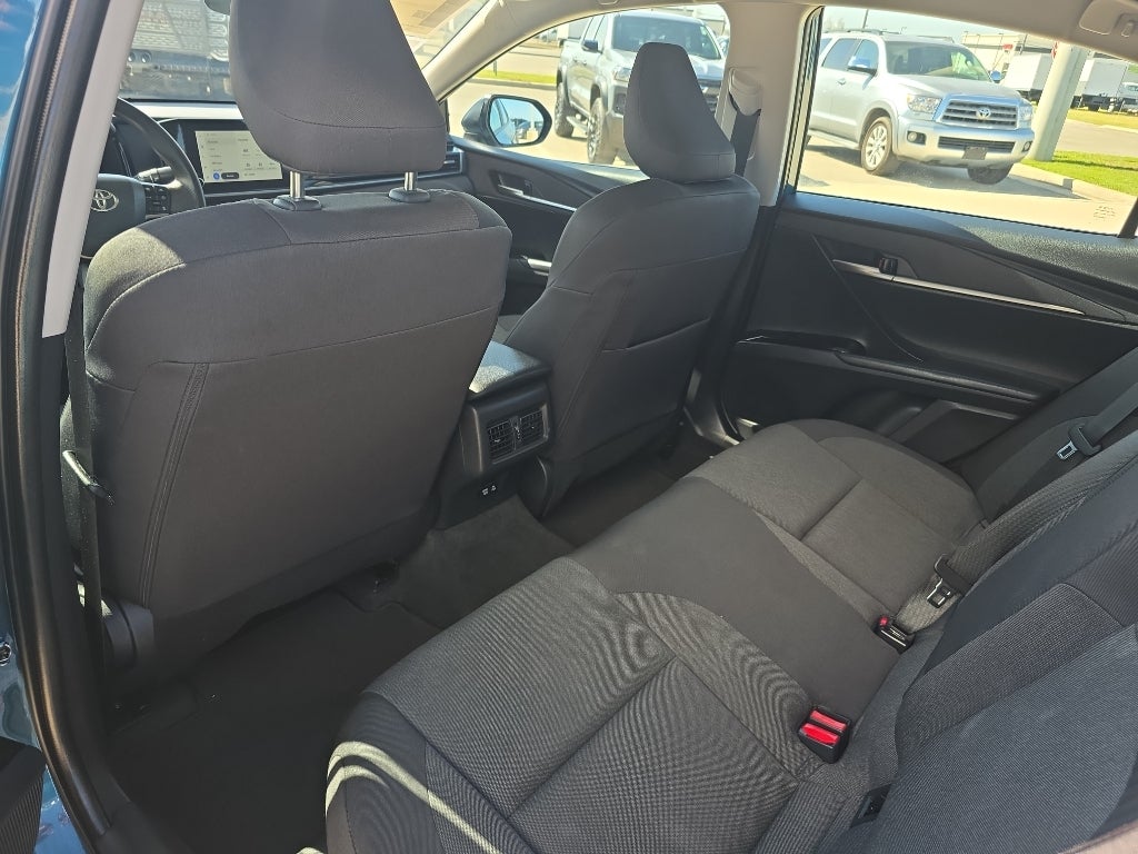 2026 Toyota Camry Hybrid LE