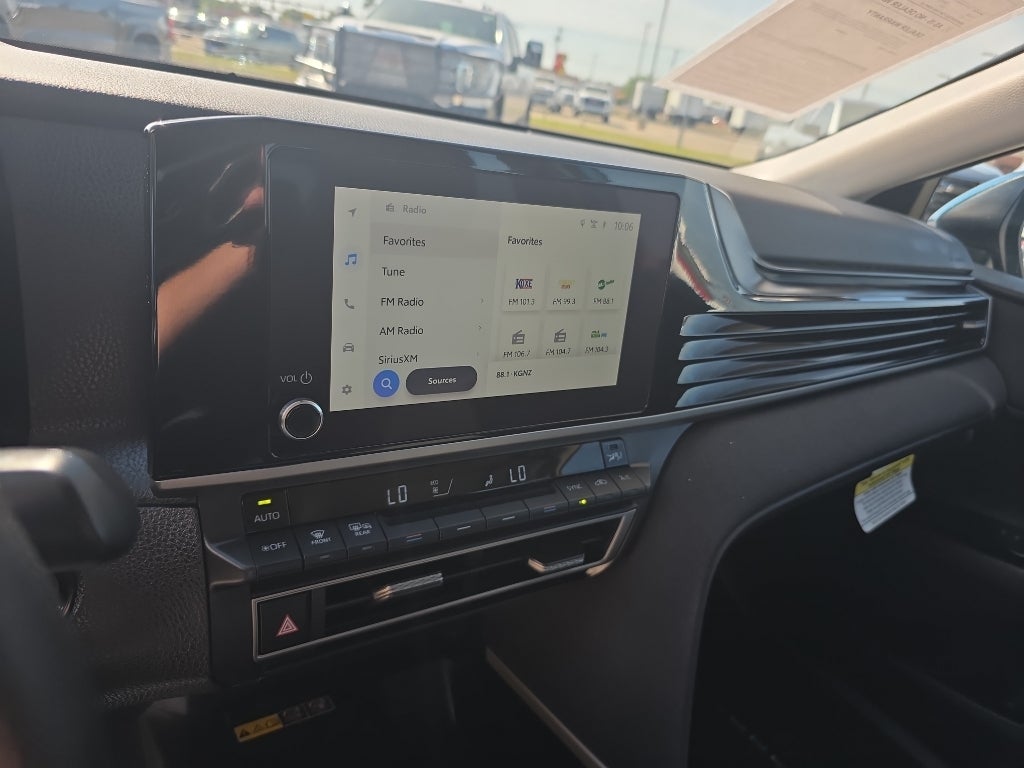 2026 Toyota Camry Hybrid LE