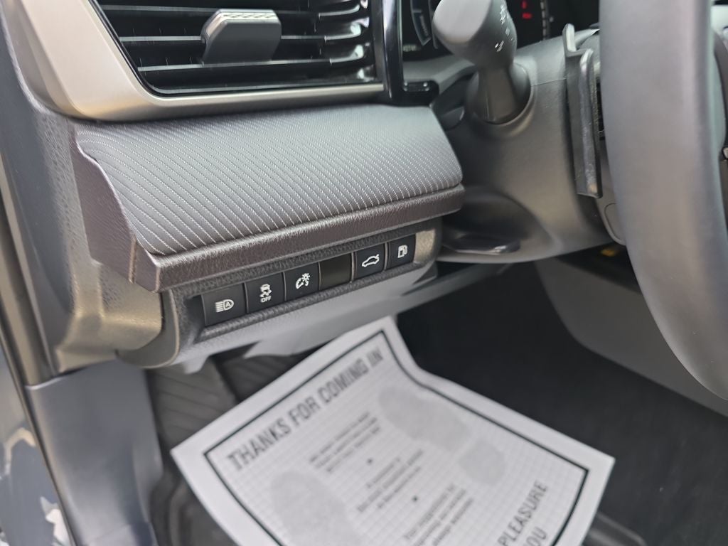 2025 Toyota Camry Hybrid SE