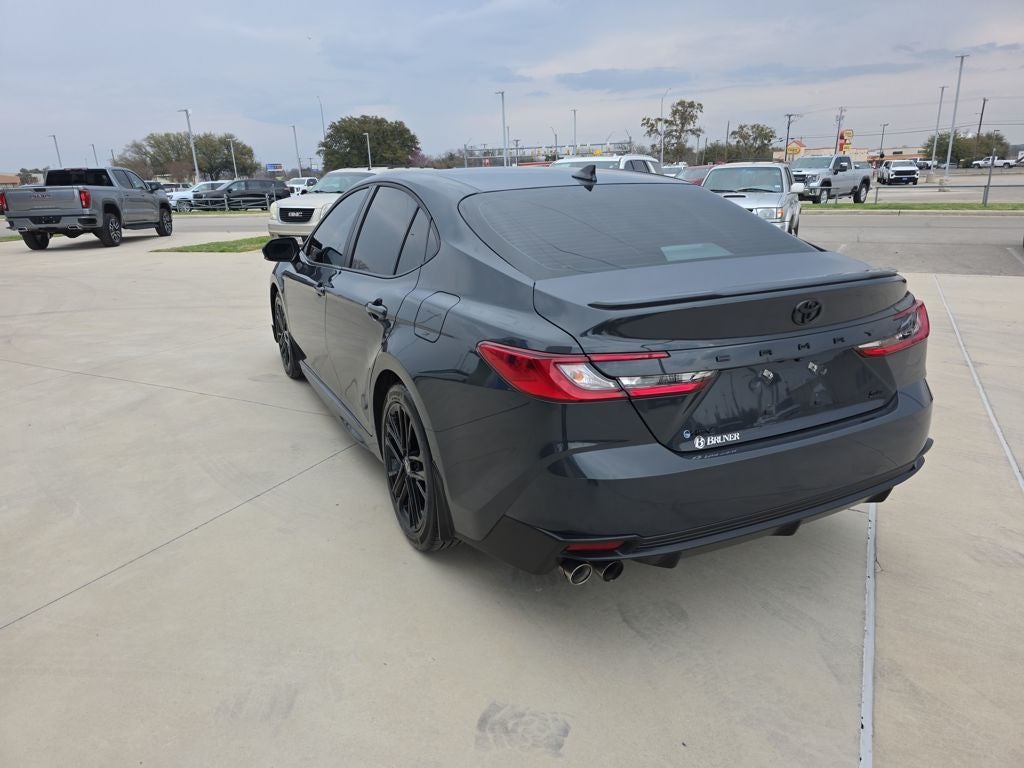 2025 Toyota Camry Hybrid SE