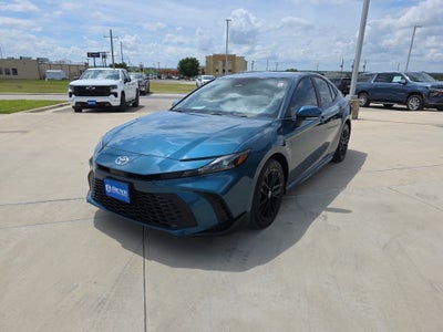 2025 Toyota Camry Hybrid SE