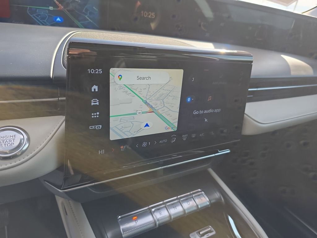 2025 Lincoln Nautilus Reserve