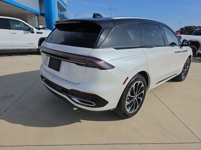 2025 Lincoln Nautilus Reserve