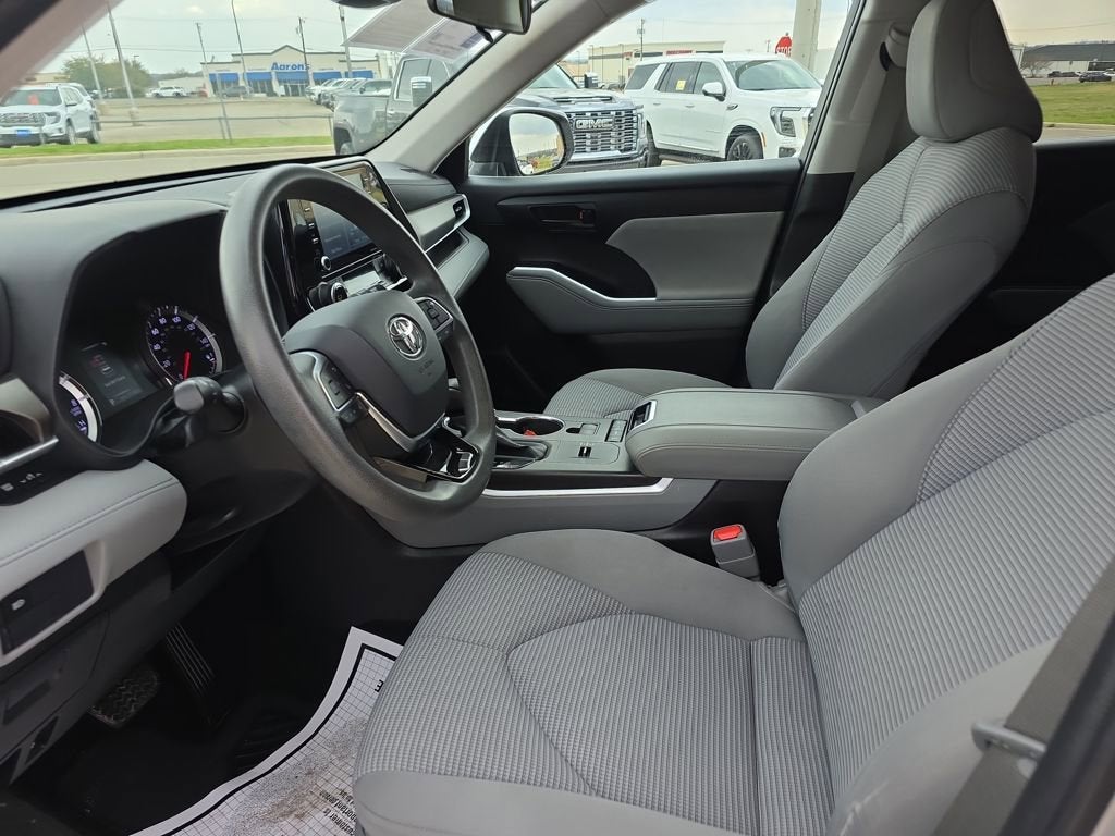 2020 Toyota Highlander L