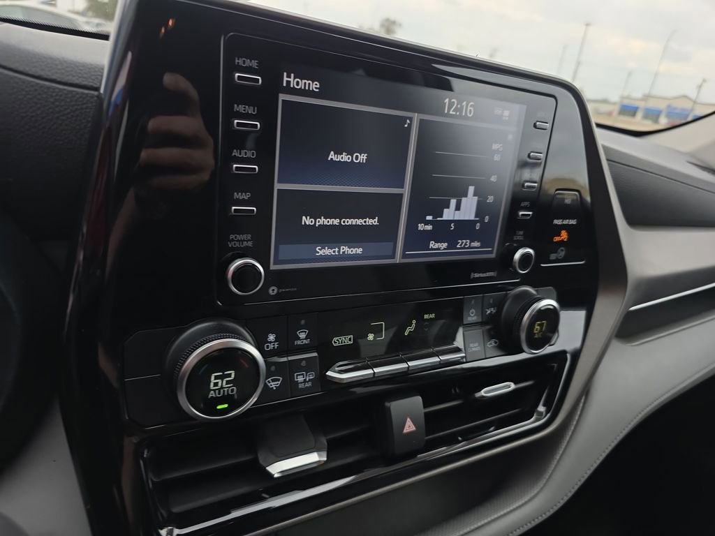 2020 Toyota Highlander L