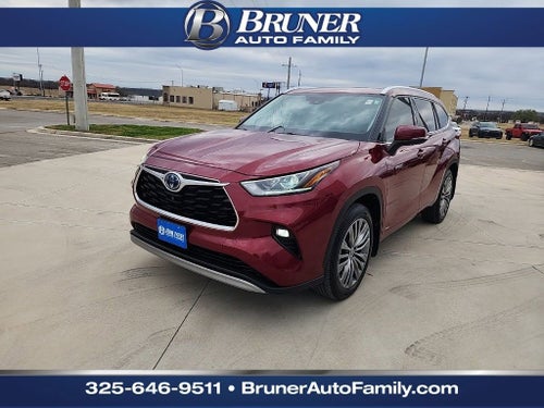 2021 Toyota Highlander Hybrid Platinum