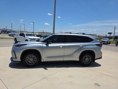 2024 Toyota Highlander Base
