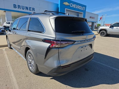 2026 Toyota Sienna XLE
