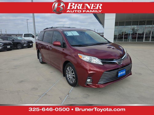 2020 Toyota Sienna Base