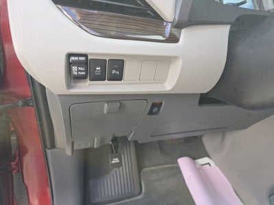 2020 Toyota Sienna Base