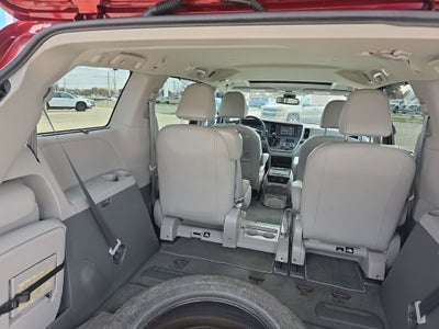 2020 Toyota Sienna Base