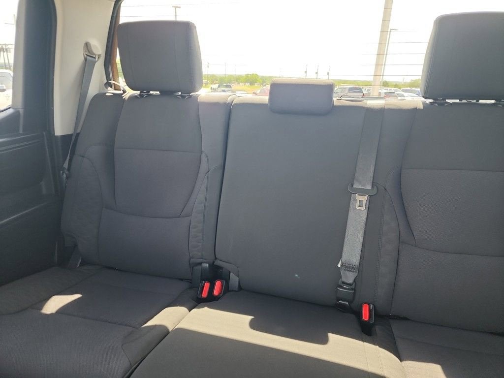 2022 Toyota Tundra 2WD SR5