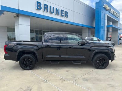 2023 Toyota Tundra 4WD SR5