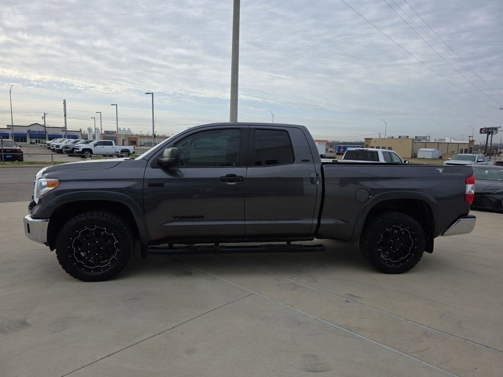 2017 Toyota Tundra 4WD SR5