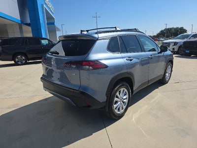 2026 Toyota Corolla Cross LE