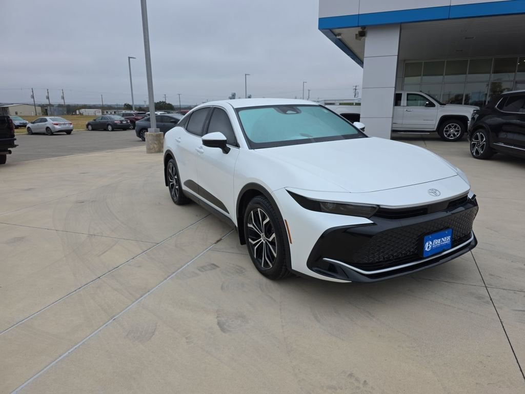 2023 Toyota Crown XLE