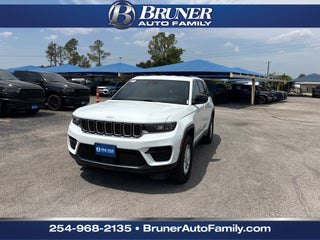 2025 Jeep Grand Cherokee GRAND CHEROKEE LAREDO 4X4