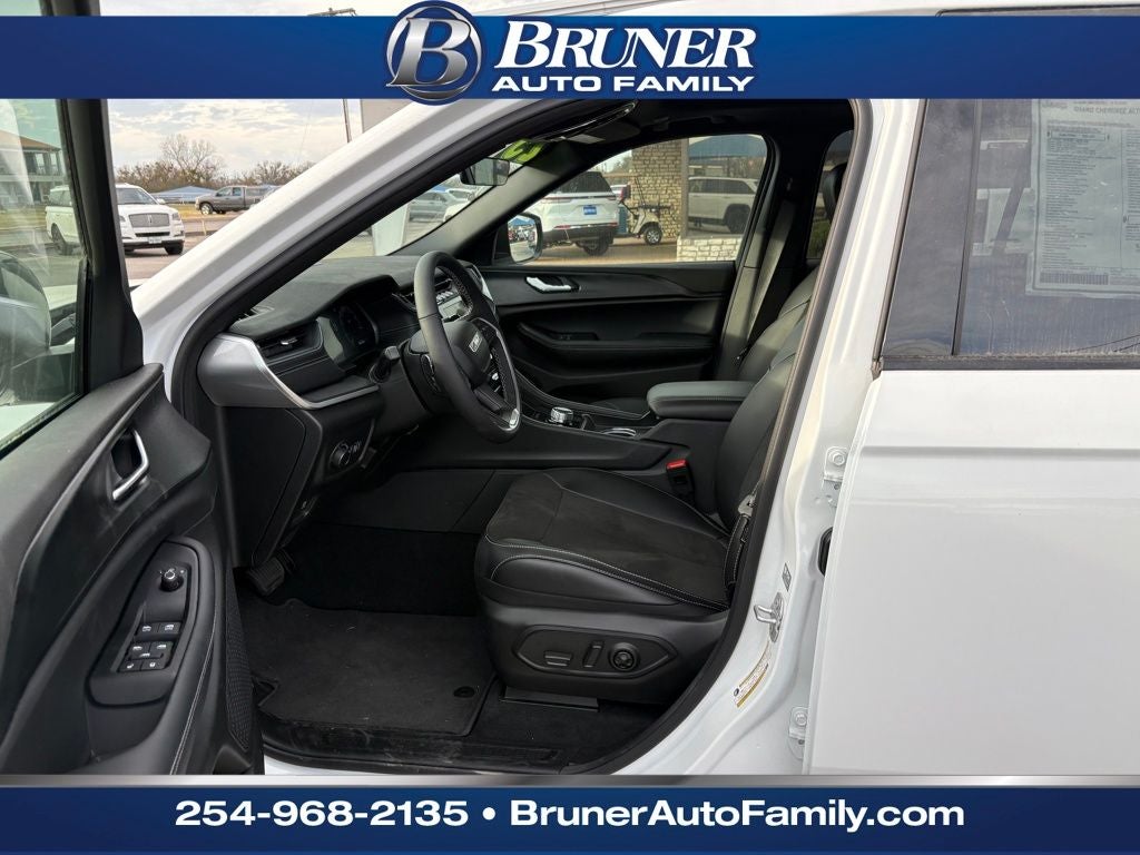 2025 Jeep Grand Cherokee GRAND CHEROKEE ALTITUDE X 4X4