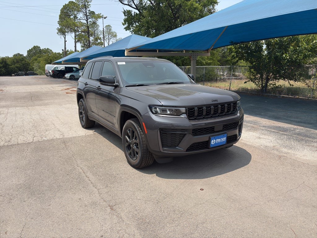 2026 Jeep Grand Cherokee GRAND CHEROKEE LAREDO ALTITUDE 4X4