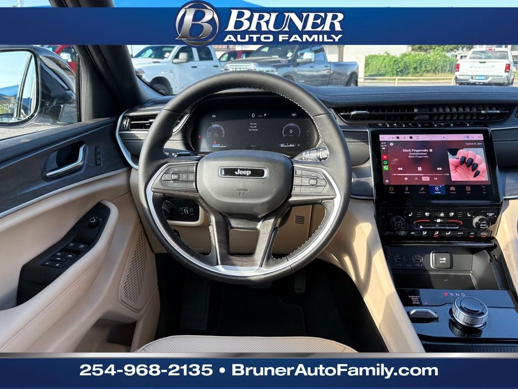 2025 Jeep Grand Cherokee GRAND CHEROKEE LIMITED 4X4