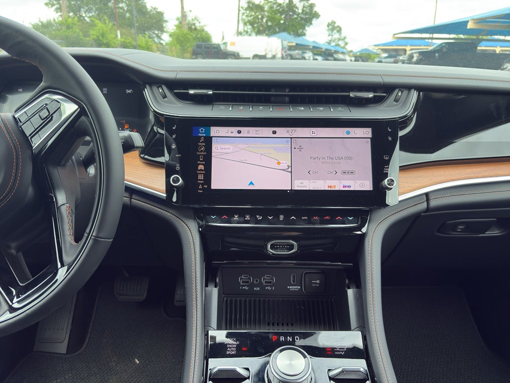 2026 Jeep Grand Cherokee GRAND CHEROKEE SUMMIT 4X4