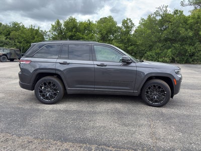 2026 Jeep Grand Cherokee GRAND CHEROKEE SUMMIT 4X4