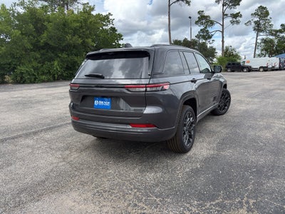 2026 Jeep Grand Cherokee GRAND CHEROKEE SUMMIT 4X4