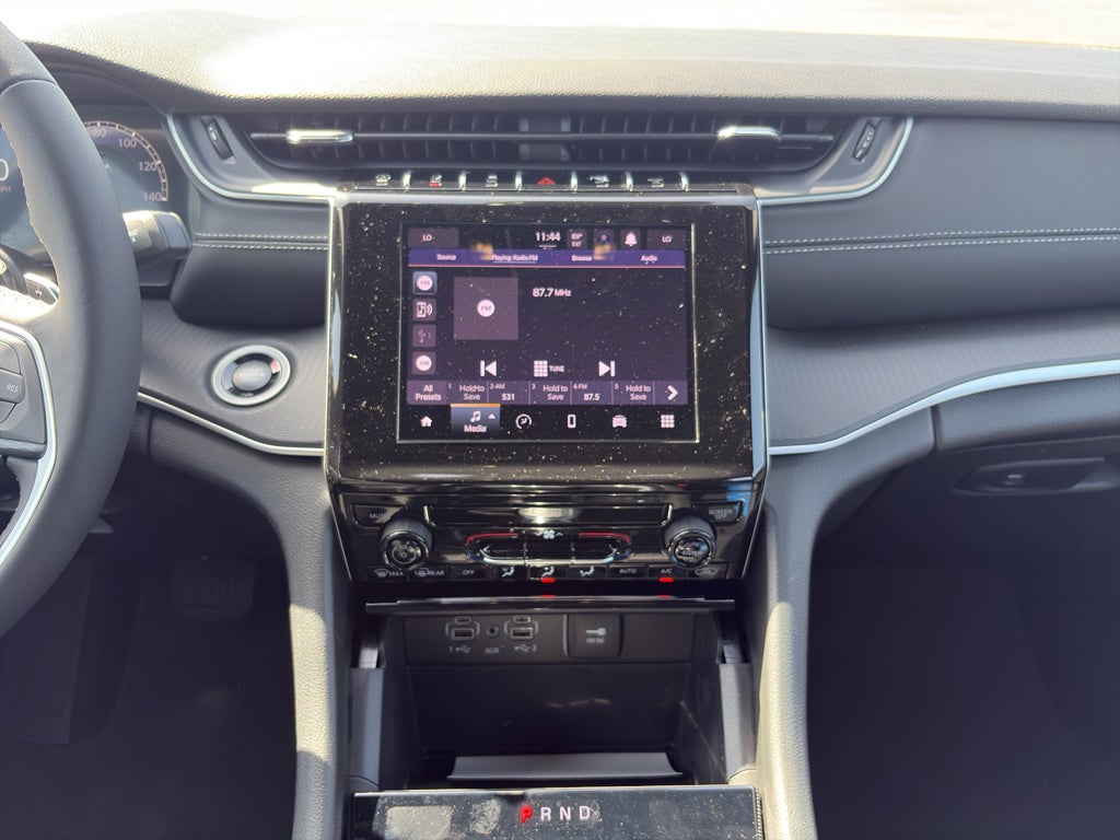 2026 Jeep Grand Cherokee GRAND CHEROKEE L LAREDO 4X4